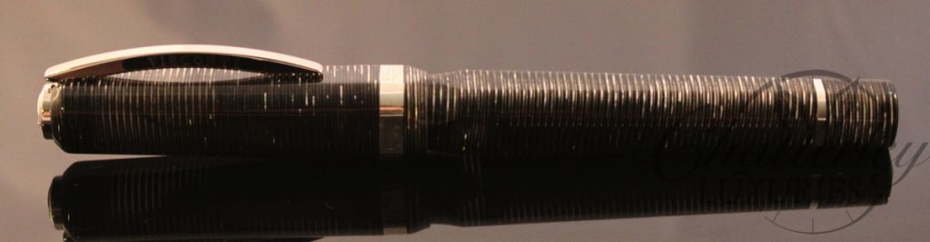Visconti Wall Street Limited Edition Platinum Fountain Pen (3)