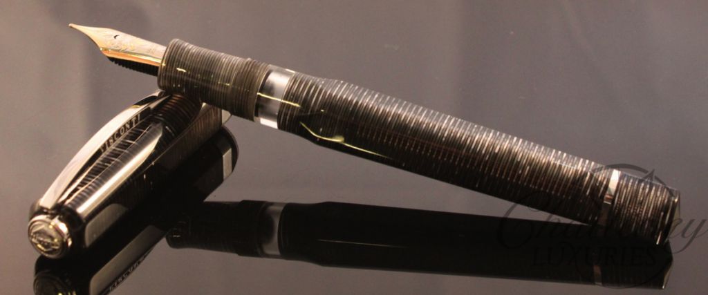 Visconti Wall Street Limited Edition Platinum Fountain Pen (2)