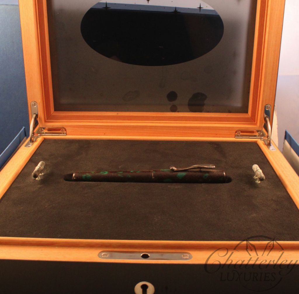 Hand Painted Voyager Meteor Fountain Pen (5)