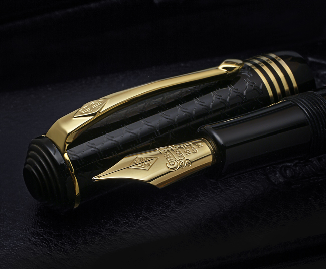 Conway Stewart Celebration Raleigh Special Edition Fountain Pen2