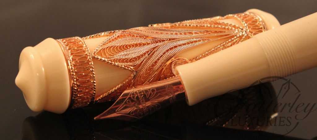 Visconti Limited Edition Fountain Pen 25th Anniversary Taj Mahal-006