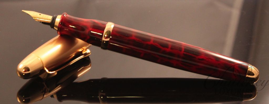 Danitrio Torpedo Fountain Pen Red with Gold Cap