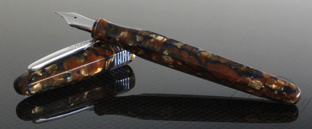 Stipula Limited Edition Champagne Celluloid Faceted Etruria Fountain Pen
