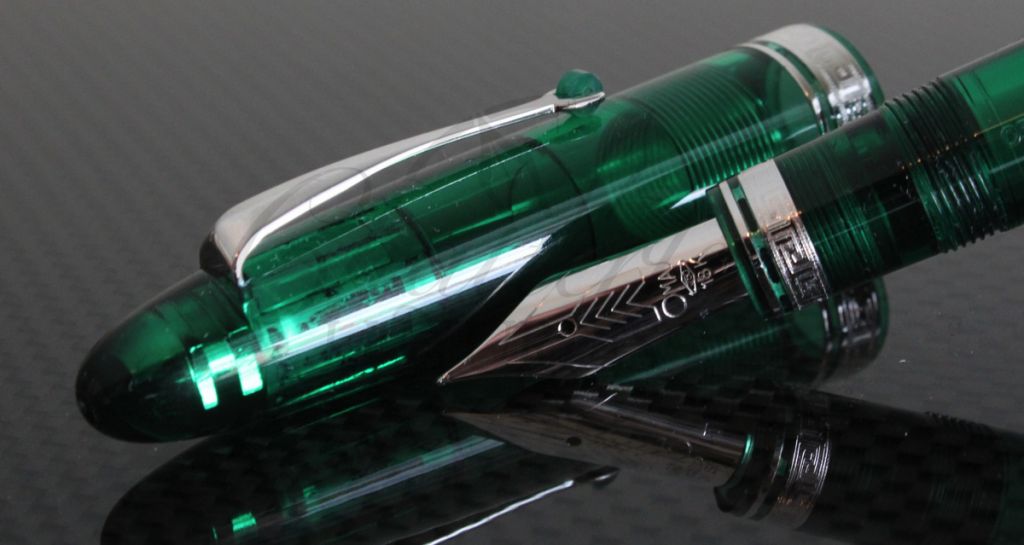Omas Green Ogiva Demonstrator FP