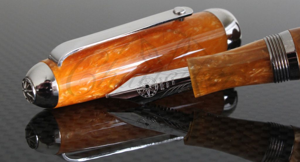 Signum Orione Yellow Gold Nib Fountain Pen