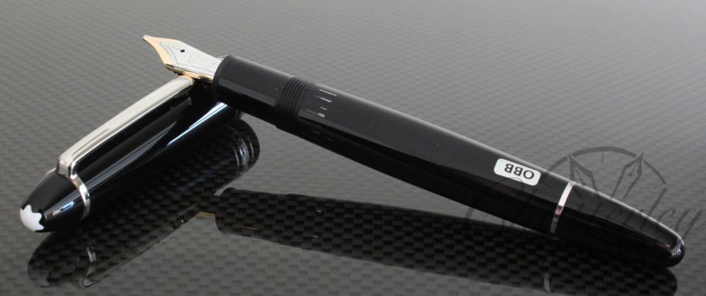 Montblanc 146 Fountain Pen Silver colored trim