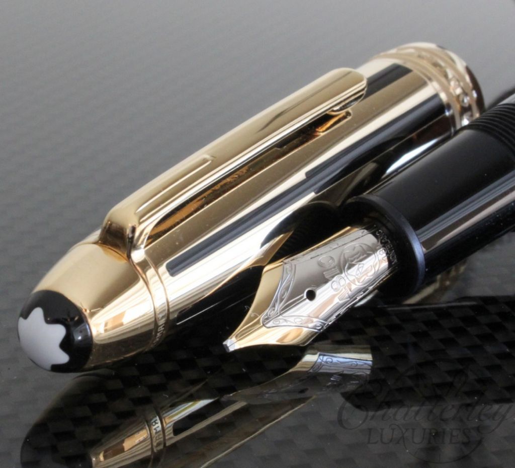Montblanc Solitaire Gold and Black Fountain Pen
