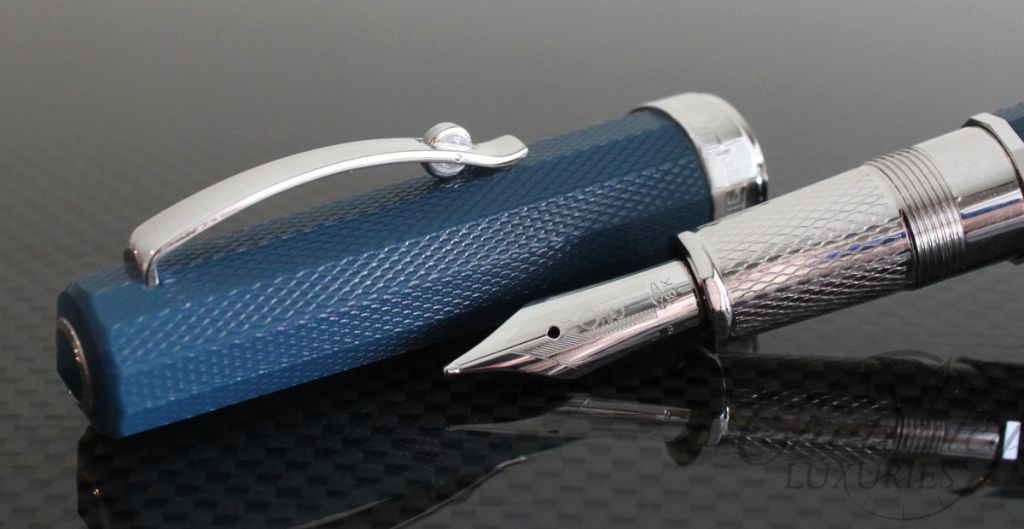 Omas ART Collection Arte Italiano Milord Teal Green Fountain Pen2