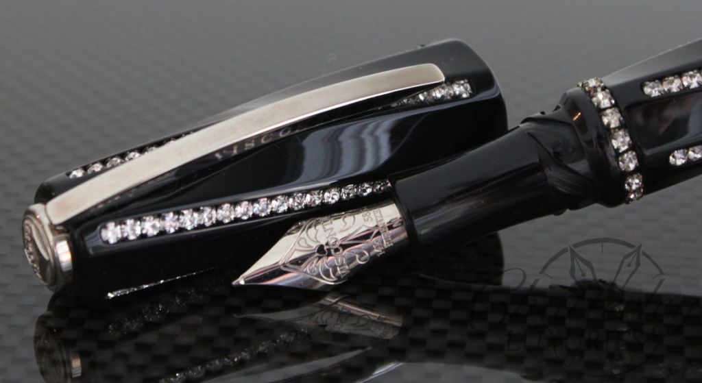 Visconti Divina Royale Black Fountain Pen