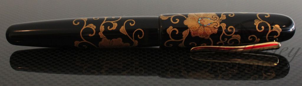 Danitrio Peony Arabesque Fountain Pen3