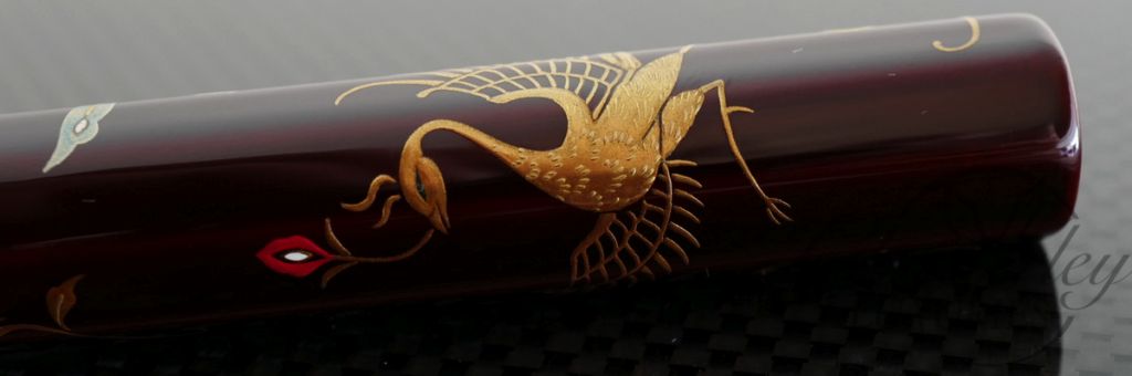 Danitrio Maki-e Ancient Flower Design Tame-nuri on Hakkaku (Octogon) Fountain Pen