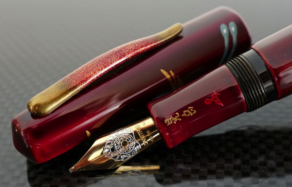 Danitrio Maki-e Tame-nuri Christ Birds on Hakkaku (Octogon) Fountain Pen with Painted Clip