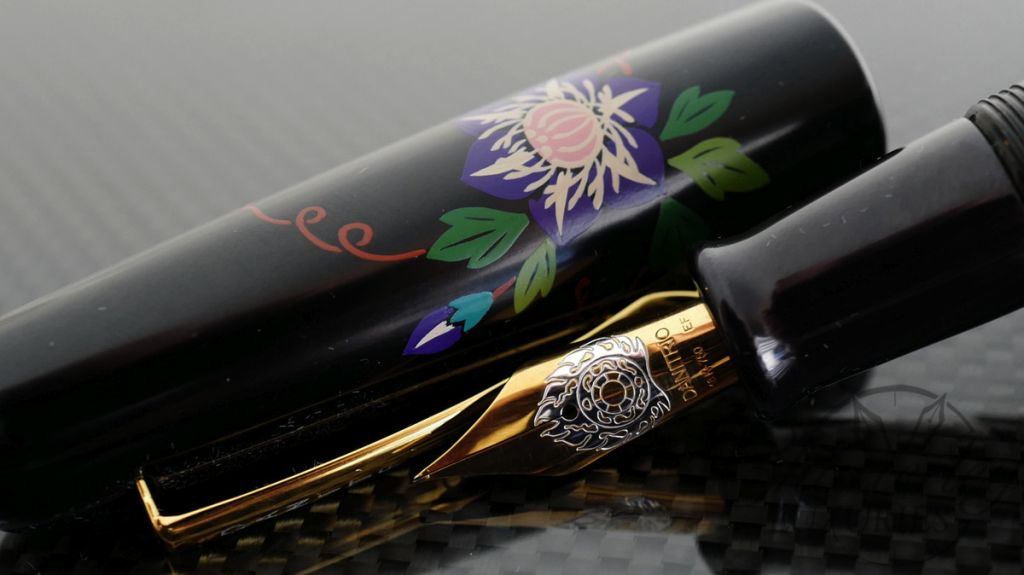 Danitrio "Urushi-e" Urushi WildFlowers Fountain Pen