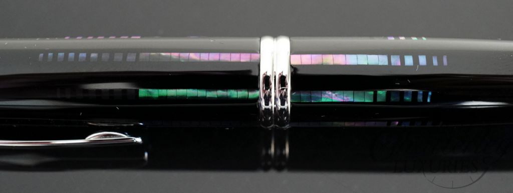 Namiki by Pilot Vanishing Point Collection - Raden Water Surface Fountain Pen