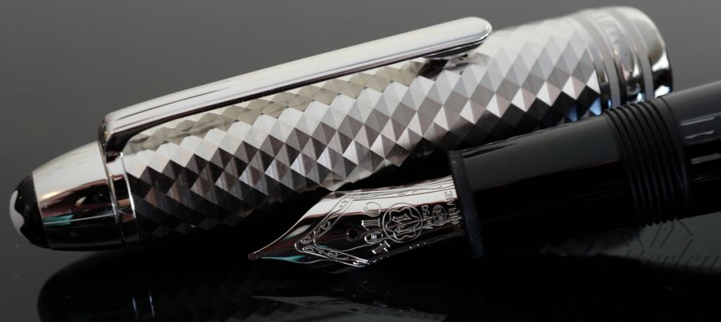 Montblanc 146 Meisterstück Solitaire Doué Geometric Dimension Platinum LeGrand Fountain Pen