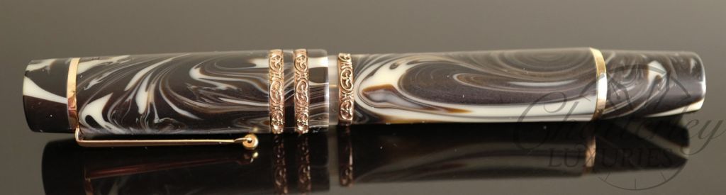 Chatterley/Delta Stantuffo Mocha Oro Rosso Grande Limited Edition Fountain Pen