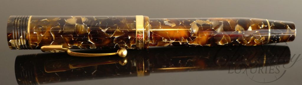 British Bespoke Pens/Conway Stewart Walnut Churchill Anniversary Edition Fountain Pen