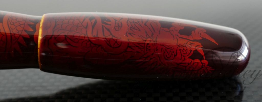 Danitrio Byakudan-nuri with design of Dragon on Grand Trio in Red Background