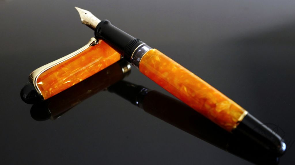 Aurora 88 Sole Limited Edition Fountain Pen