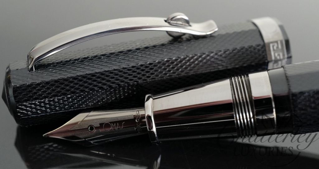 Omas Arte Italiana Noir Paragon Fountain Pen