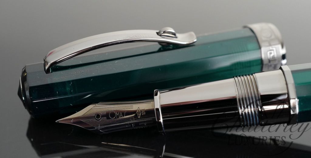 Omas Arte Italiana Vision Fountain Pen-Liquid Green