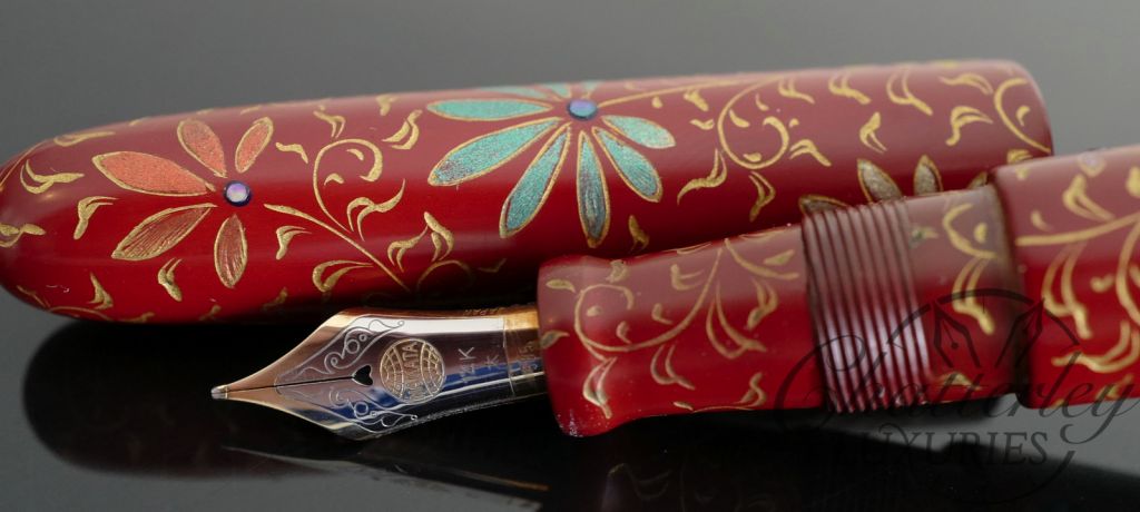 Nakaya Long Cigar Chinkin Palmet Red Shu color/colored powders version Fountain Pen
