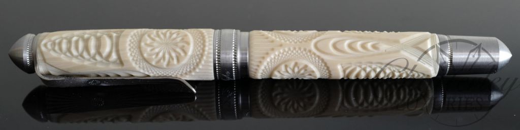 Grayson Tighe Victorian Faux Ivory Limited Edition Fountain Pen - Image 3
