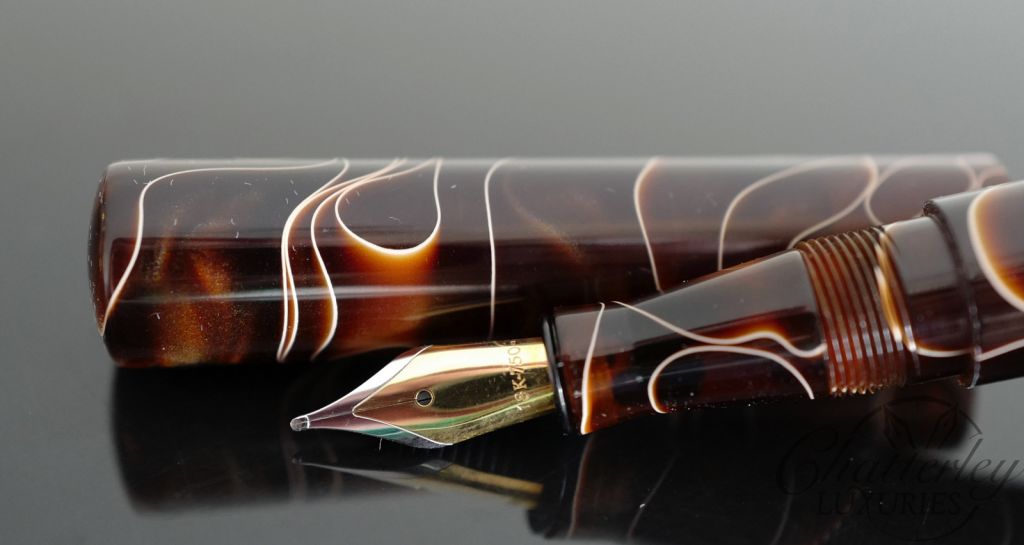 Edison Pens Extended Mina Cappuccino Swirl Fountain Pen