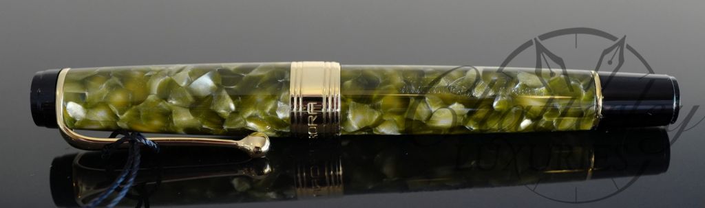 Flash Sale-Aurora Optima Oliva Limited Edition Auroloide Fountain Pen - Image 3
