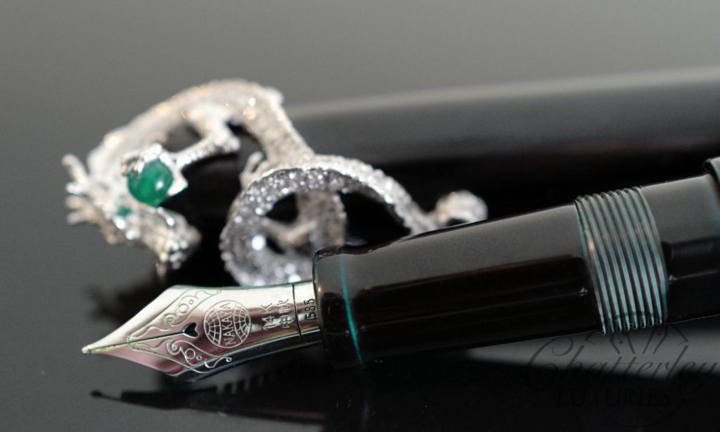 Nakaya Long Ao-Tamenuri with a Zircon Dragon roll stop