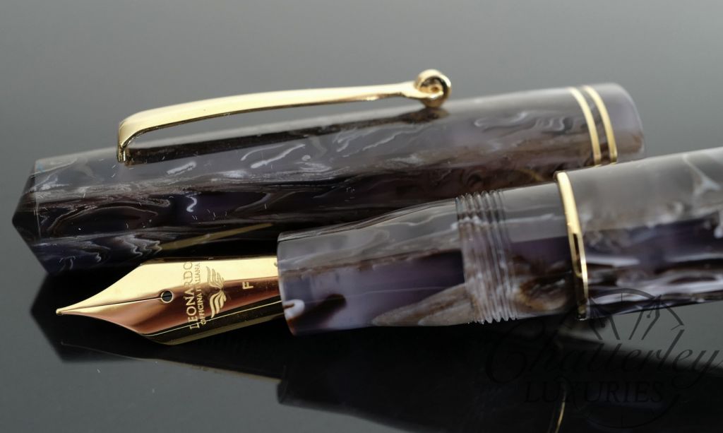 Leonardo MomentoZero Grey Horn Fountain Pen - Gold trim