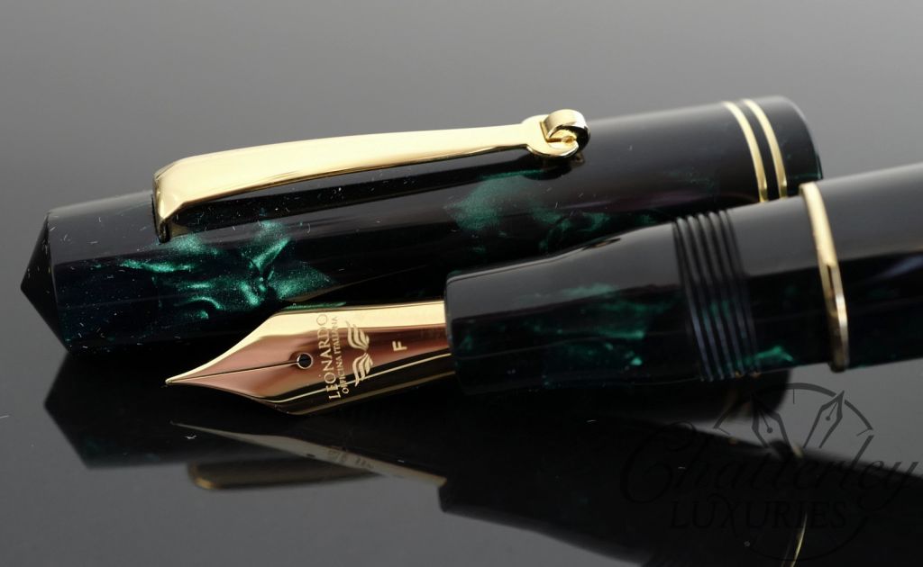 Leonardo MomentoZero Marbled Green Fountain Pen - Gold Trim