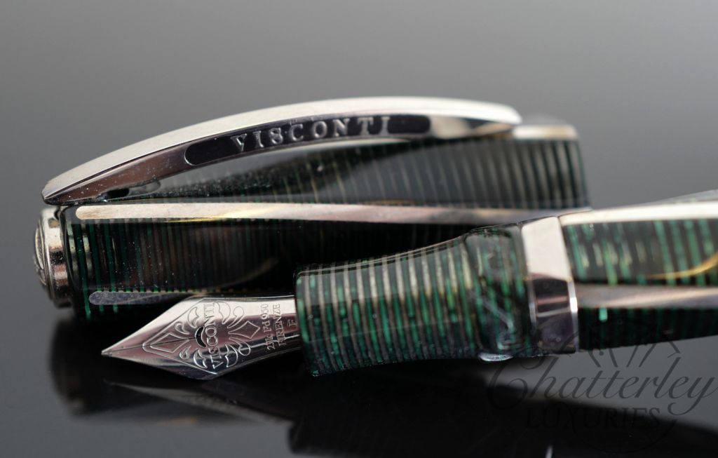 Visconti Divina Midi Metropolitan Fountain Pen - Green