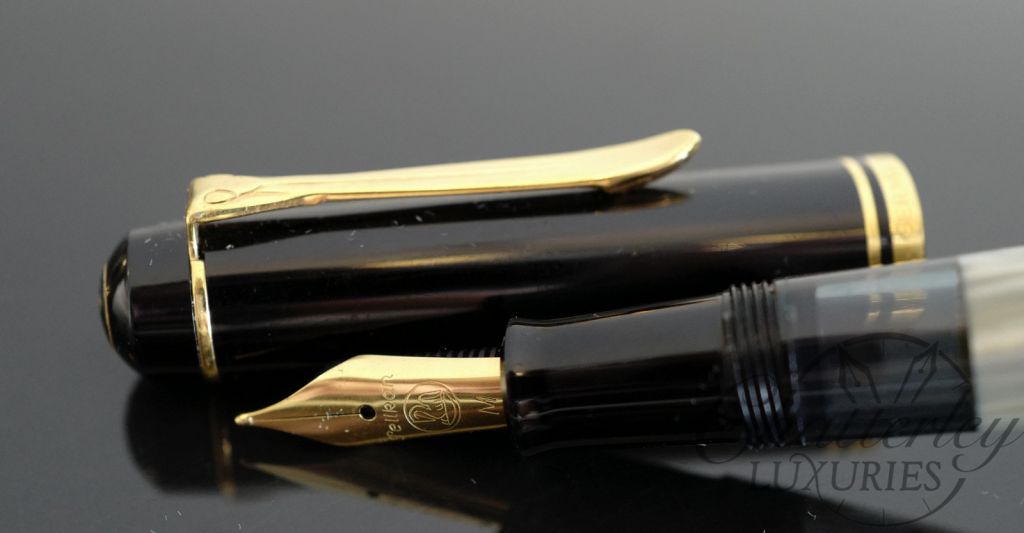 Pelikan Classic M200 Marbled Green Fountain Pen
