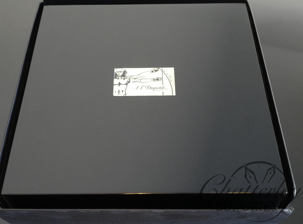 S.T. Dupont Vitruvian Man Limited Edition Writing Kit Fountain Pen and Writing pad - Image 2