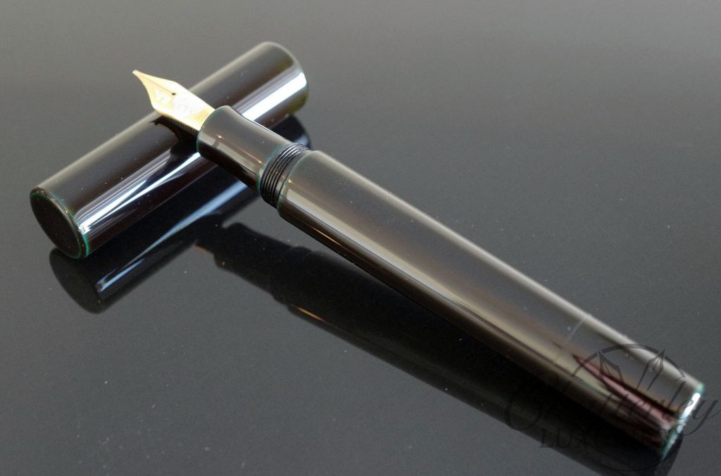 Danitrio Urushi Tame-Nuri Green/Blue on Genkai Fountain Pen - Image 5