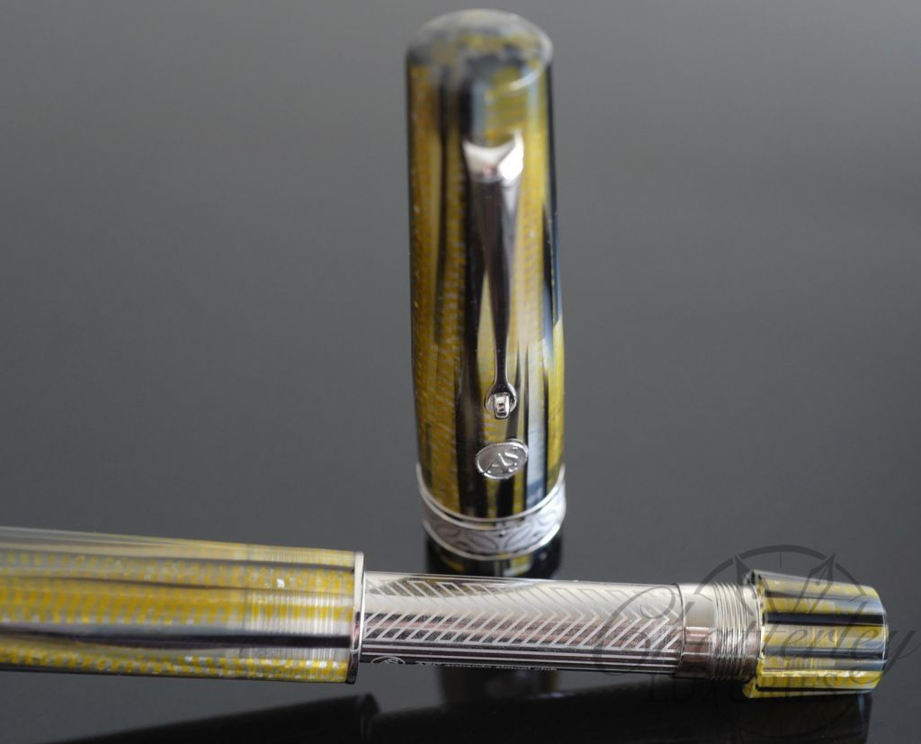 Armando Simoni Club Bologna Extra Africa Celluloid Fountain Pen - Image 3