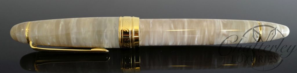 Classic Pens LB5 Limited Edition 25th Anniversary Tairiku (continent) Marble White Fountain Pen on the Sailor King Profit - Image 2
