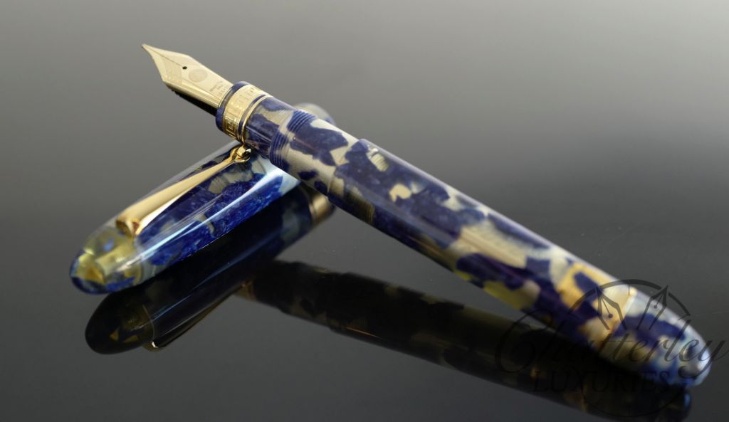 Armando Simoni Club Oversized Ogiva Blue Lucens Celluloid Fountain Pen - Image 4