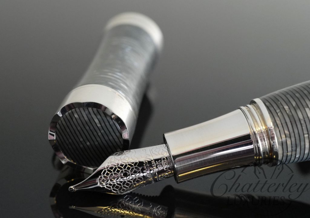 Montegrappa Ferracina Timeless Oversized Shiny Circles Celluloid Limited Edition Fountain Pen