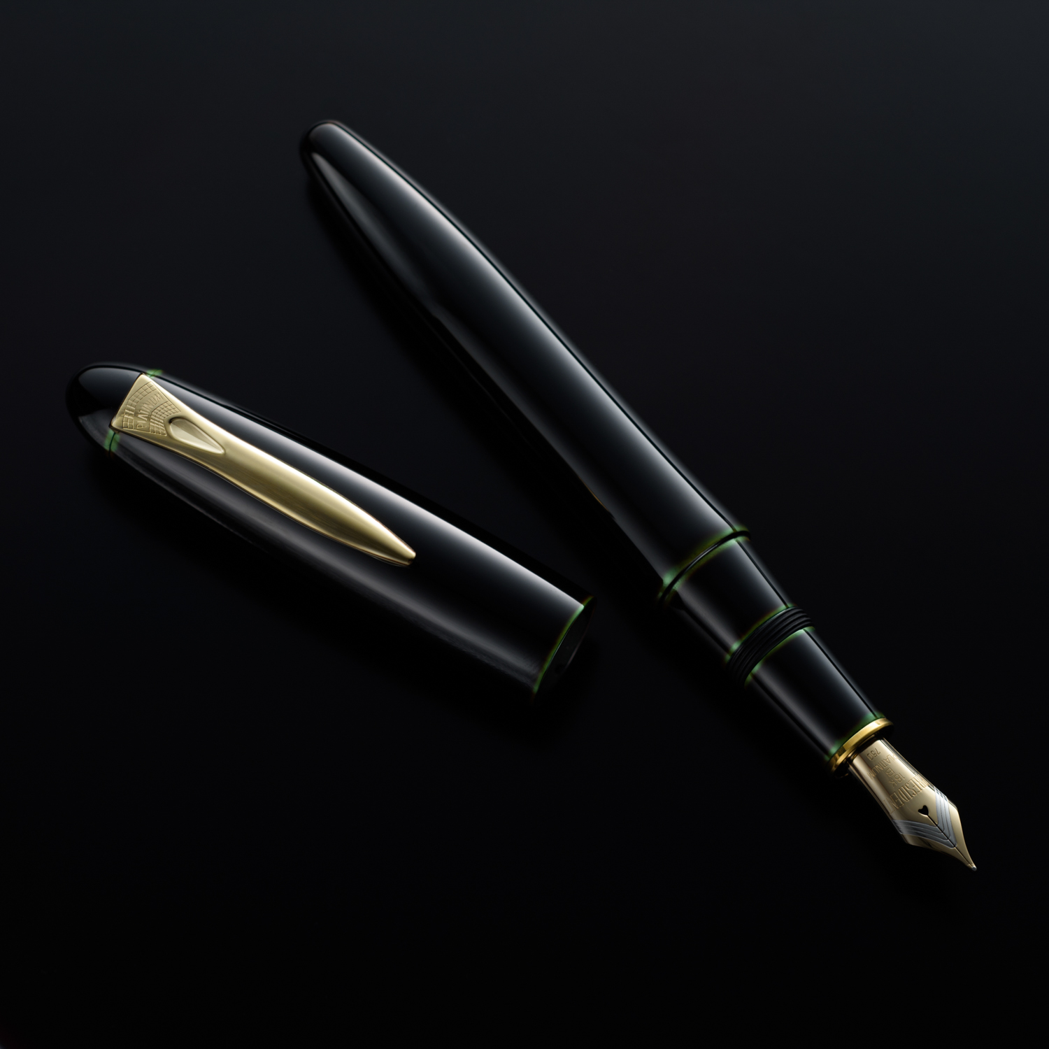 Platinum Izumo Soratame (Green) Urushi Fountain Pen