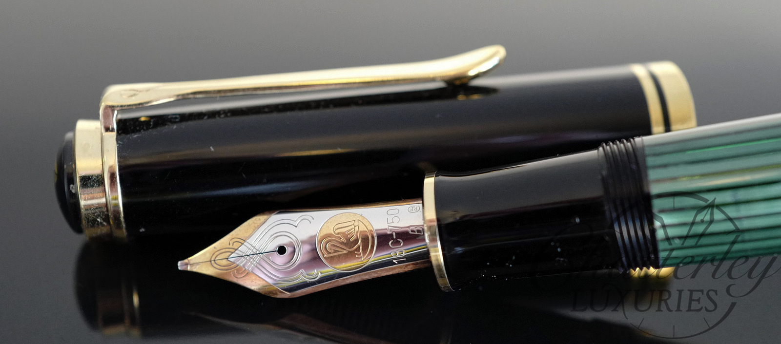 Pelikan Souveran M1000 Green Striated Fountain Pen