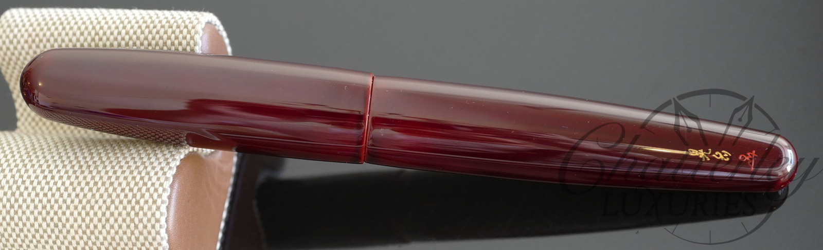Danitrio Urushi Tame-Nuri Red on Mikado, Round Top Fountain Pen - Image 2