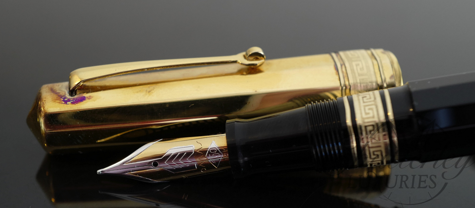 Omas Old Style Paragon Fountain Pen with Gold Cap
