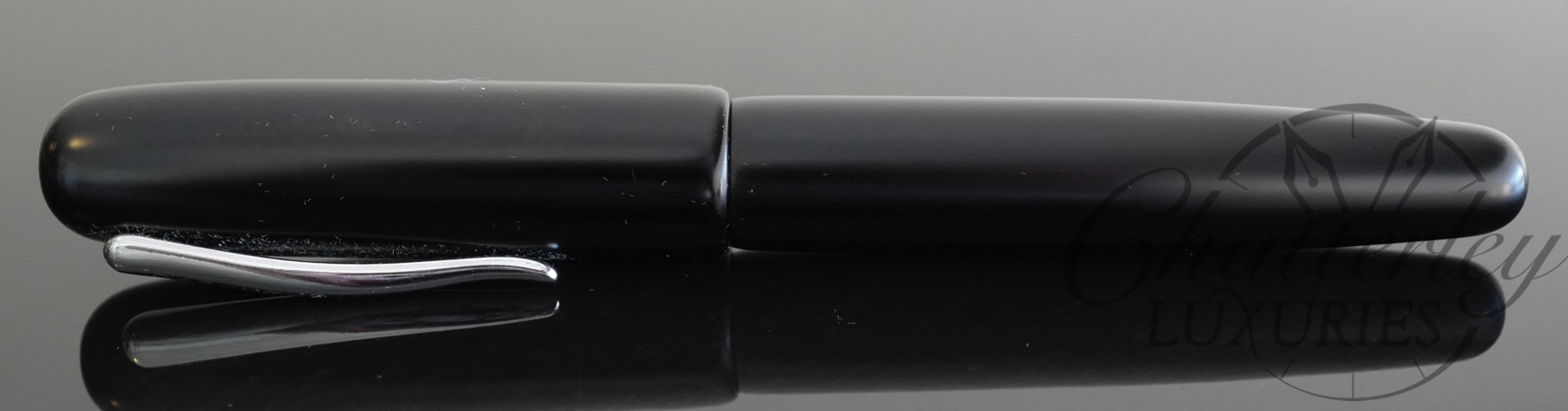 Danitrio Urushi Kuro-Keshi (Black) on a Takumi Fountain Pen - Image 2