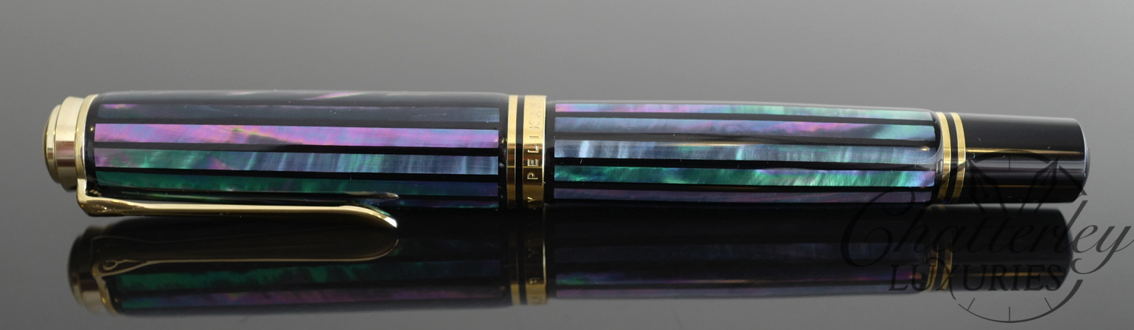Pelikan Souverän M1000 Raden Green Ray Limited Edition Fountain Pen - Image 2