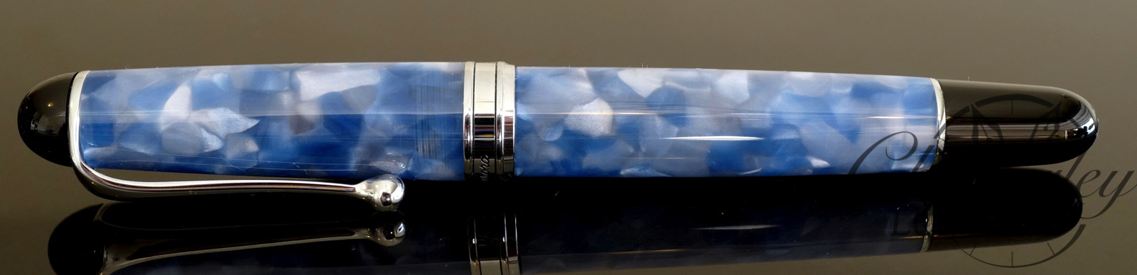 Aurora 888 Plutone Limited Edition Fountain Pen - Image 2