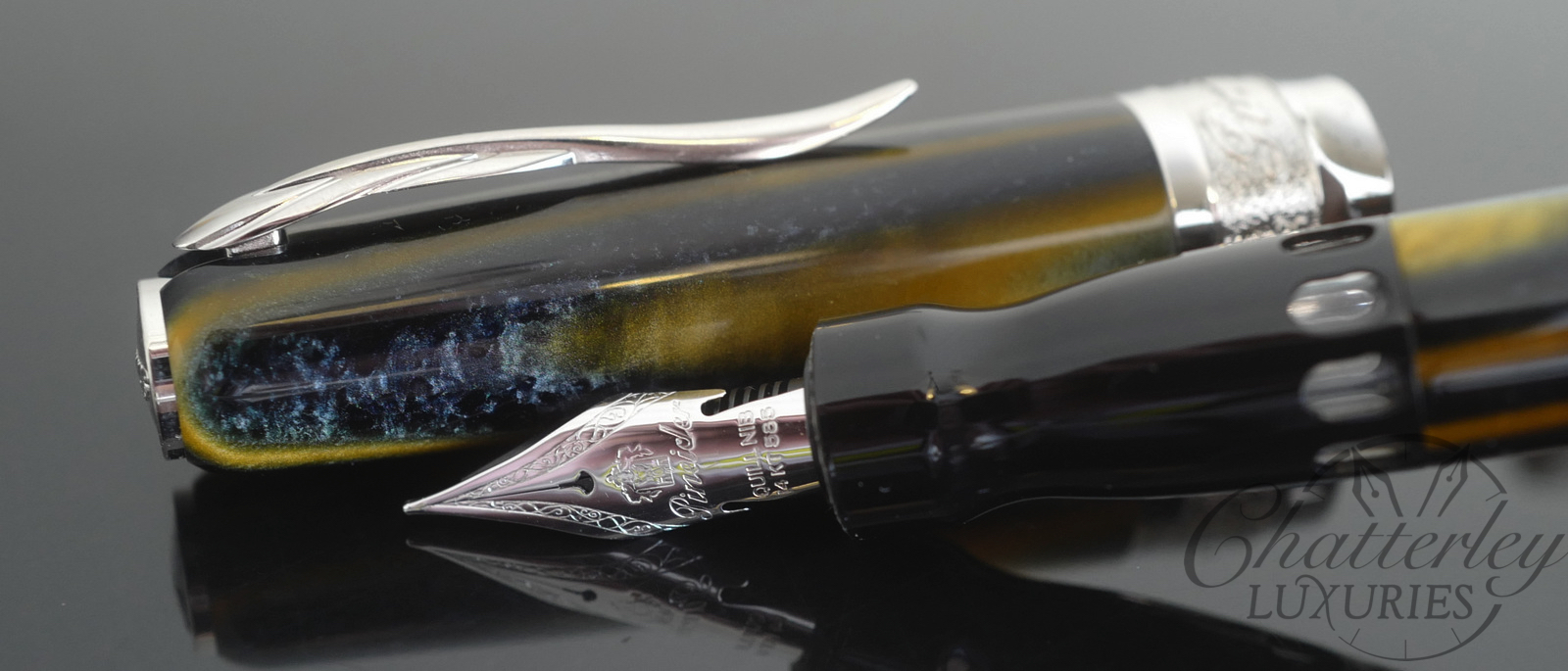 Inventory Reduction:  Pineider Limited Edition Arco Blue Bee Fountain Pen