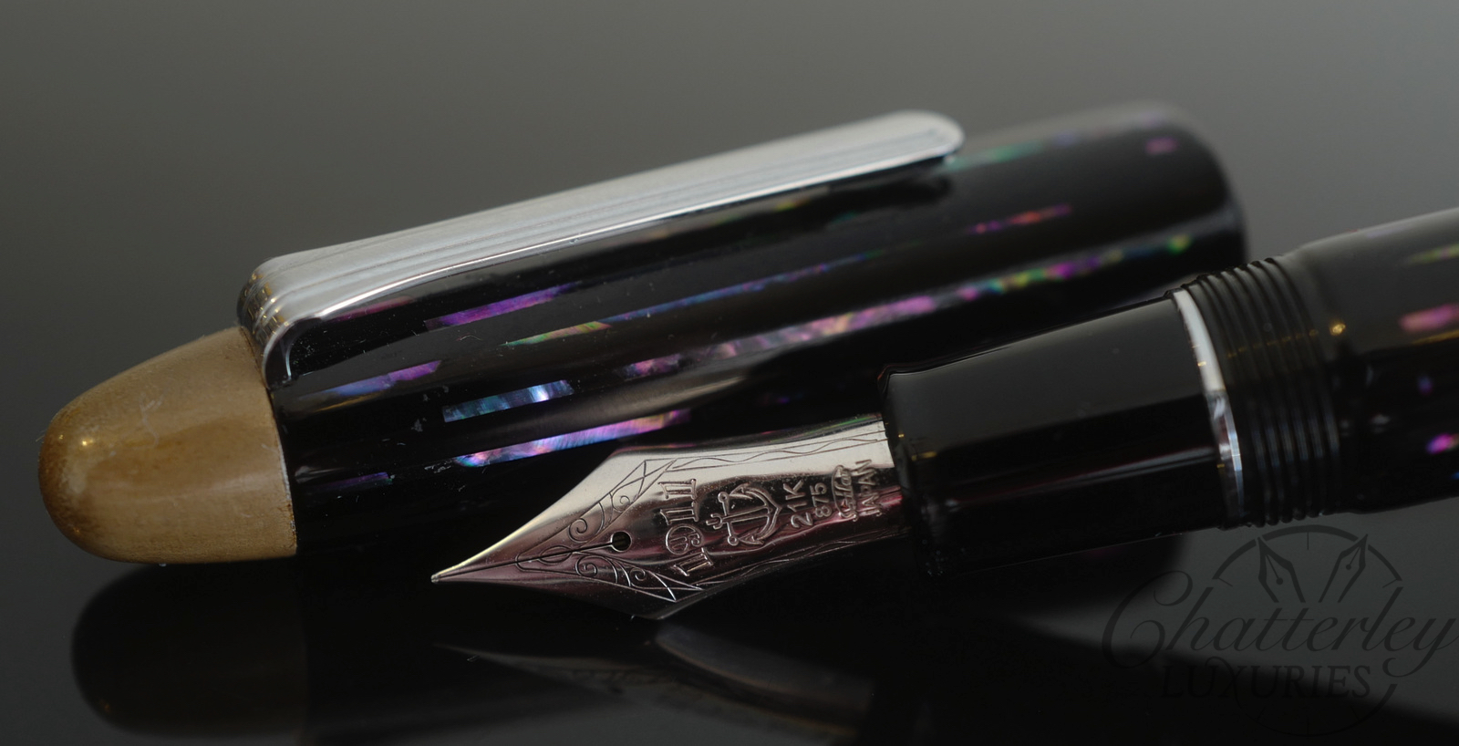 Sailor King of Pens Custom Urushi and Raden Fountain Pen