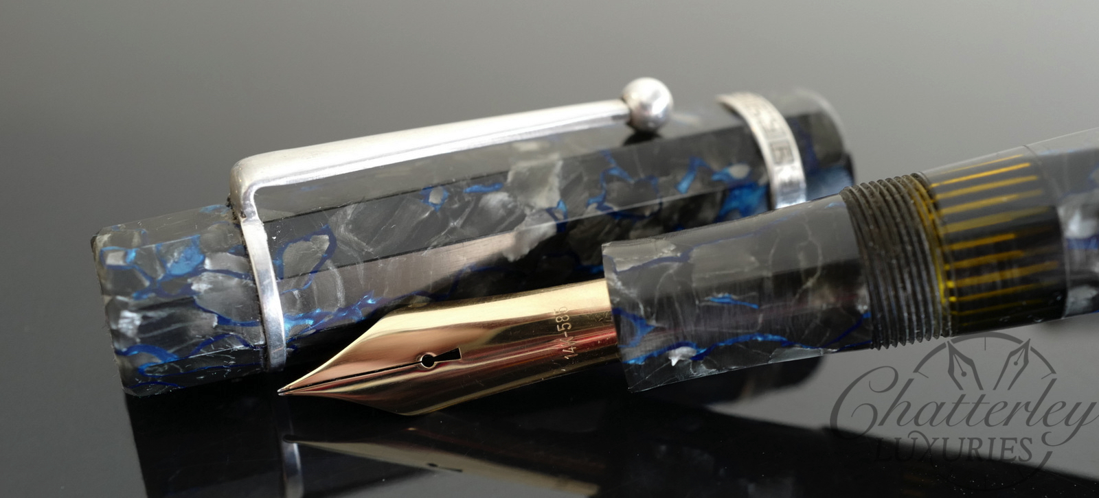 Francis Goossens  Nonagon L139 "Tibaldi" Celluloid Fountain Pen